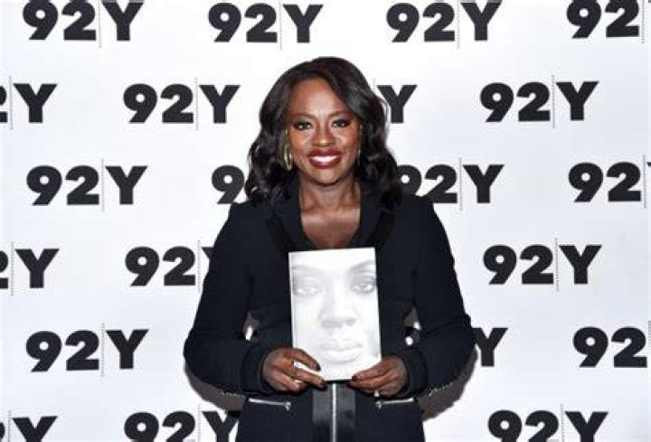 Actor Viola Davis poses backstage before discussing her book "Finding Me" at 92 Street Y, in New York Viola Davis Appears at 92Y, New York, United States - 27 Apr 2022