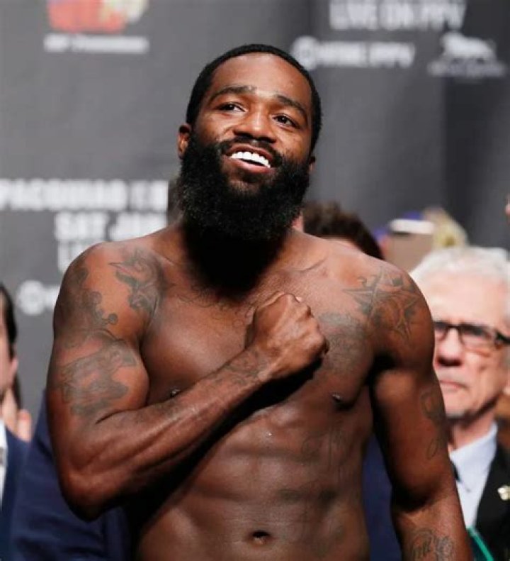 Adrien Broner shirtless in Las Vegas