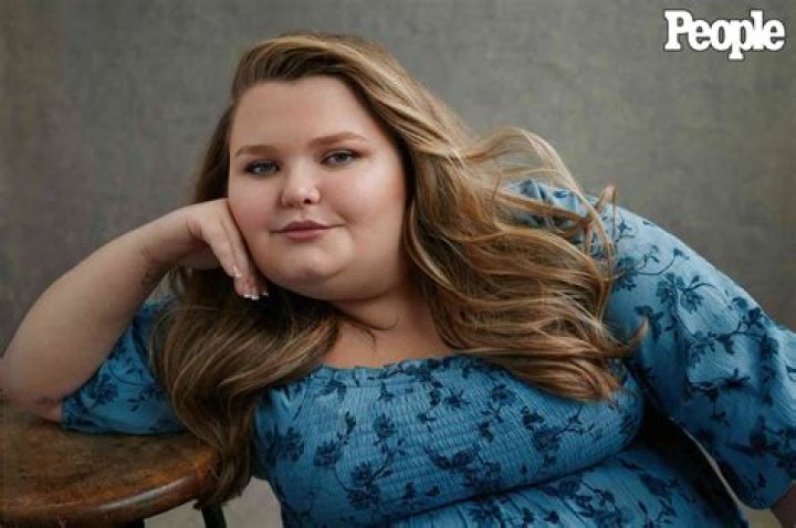 Alana 'Honey Boo Boo' Thompson, Mike Thompson, and June Shannon enjoy some Subway lunch on a break from selling Girl Scout cookies outside their home in McIntyre, GA. Pictured: June Shannon,June Shannon Mike Thompson Alana Thompson Honey Boo Boo Ref: SPL515696 240313 NON-EXCLUSIVE Picture by: SplashNews.com Splash News and Pictures USA: +1 310-525-5808 London: +44 (0)20 8126 1009 Berlin: +49 175 3764 166 World Rights