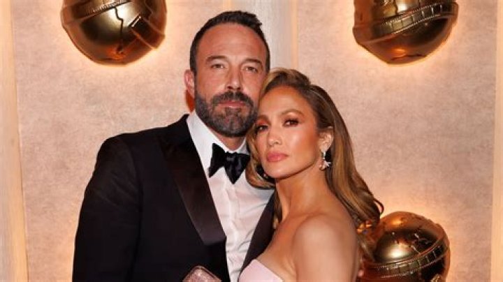 Ben Affleck and Jennifer Lopez share a kiss as they shop in Los Angeles. 20 May 2023 Pictured: Ben Affleck and Jennifer Lopez. Photo credit: Thecelebrityfinder/MEGA TheMegaAgency.com +1 888 505 6342 (Mega Agency TagID: MEGA984345_001.jpg) [Photo via Mega Agency]