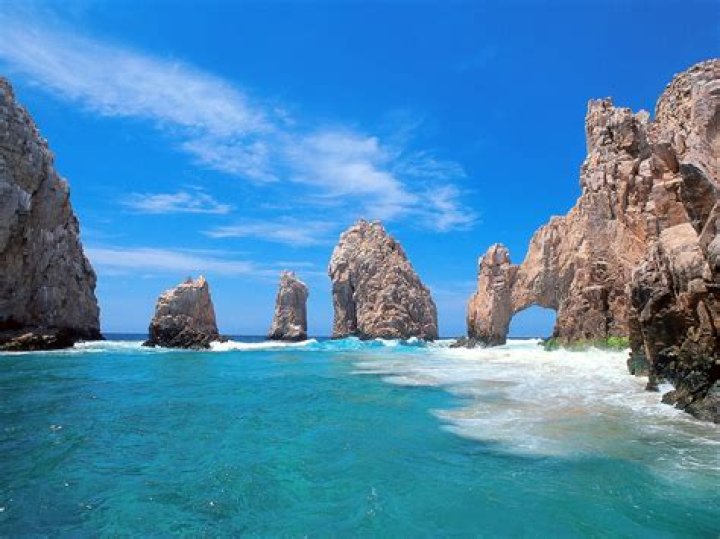 Cabo San Lucas, MEXICO - *EXCLUSIVE* **WEB MUST CALL FOR PRICING** - It has been nearly three years since we caught sight of Zac's body during those glorious Baywatch set pictures. Displaying a beard and platinum hair, Zac and his look-a-like brother Dylan were pictured having some fun under the Mexican Sun while in Cabo San Lucas. The group enjoyed a quick jet ski ride before testing their motor skills slacklining. Shot on 1/11/19. Pictured: Zac Efron BACKGRID USA 12 JANUARY 2019 BYLINE MUST READ: HEM / BACKGRID USA: +1 310 798 9111 / UK: +44 208 344 2007 / *UK Clients - Pictures Containing Children Please Pixelate Face Prior To Publication*