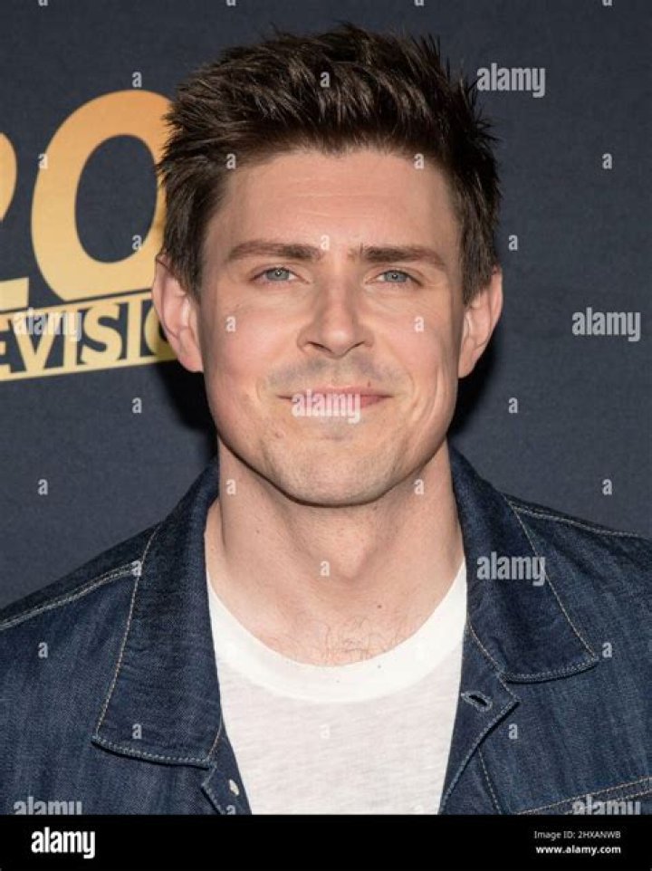 Chris Lowell