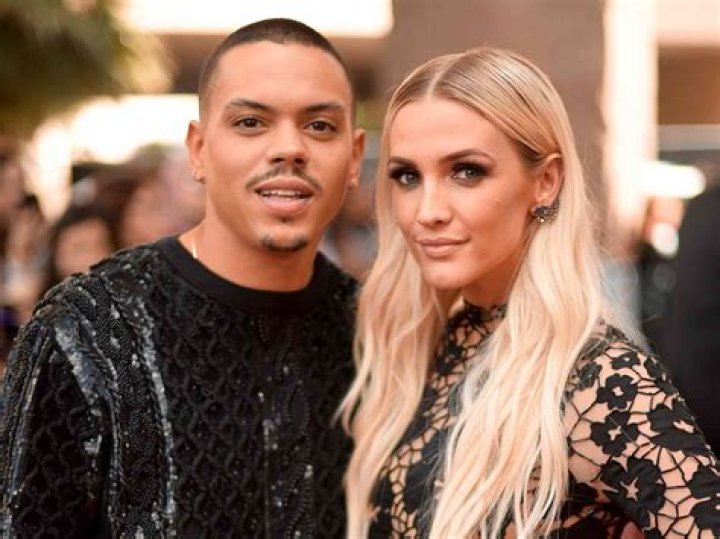 Evan Ross and Ashlee Simpson