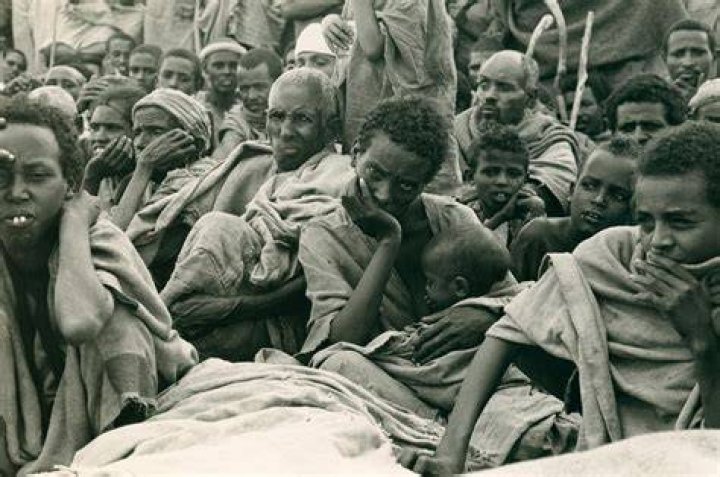 FAMINE RELIEF FOR ETHIOPIA &ndash; APR 1985