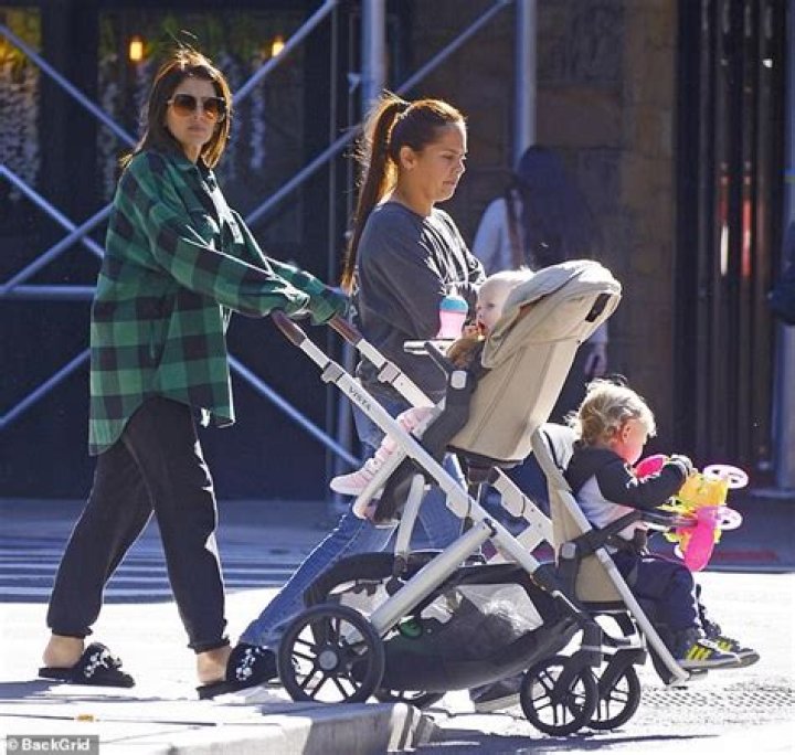 Hilaria Baldwin steps out for coffee a day after her Husband Alec Baldwin was charges with Involuntary Manslaughter in the fatal shooting of Rust set. Her sweater had &sbquo;&Auml;&ograve;Empathy&sbquo;&Auml;&ocirc; written on it. Pictured: Hilaria Baldwin Ref: SPL5516224 200123 NON-EXCLUSIVE Picture by: Elder Ordonez / SplashNews.com Splash News and Pictures USA: +1 310-525-5808 London: +44 (0)20 8126 1009 Berlin: +49 175 3764 166 World Rights, No Poland Rights, No Portugal Rights, No Russia Rights