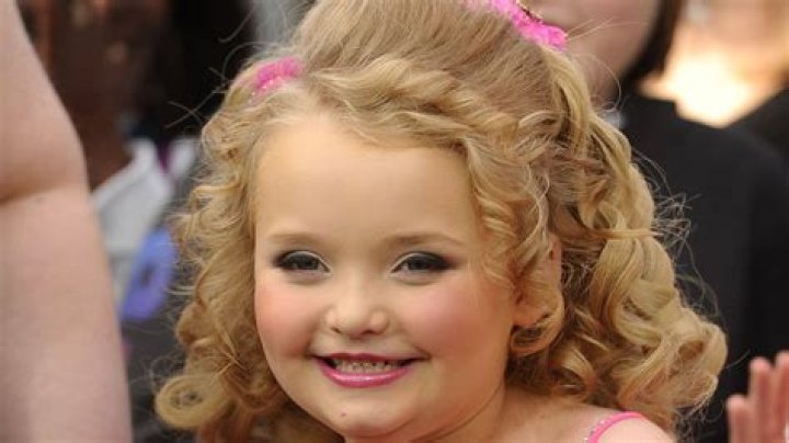 Honey Boo Boo's Mama June Shannon gets married to Sugar Bear in Georgia. June Shannon weds Sugar Bear in a redneck wedding in the country of Atlanta outside their home. The groomsmen wore camo wedding attire. Pictured: Honey Boo Boo's Mama June Shannon marries Sugar Bear Ref: SPL534125 050513 NON-EXCLUSIVE Picture by: SplashNews.com Splash News and Pictures USA: +1 310-525-5808 London: +44 (0)20 8126 1009 Berlin: +49 175 3764 166 World Rights