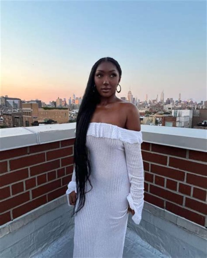 Isan Elba — PICS
