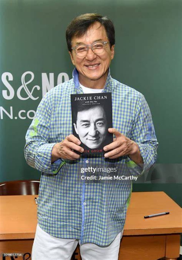 Jackie Chan Promotes His Book &lsquo;Never Grow Up&rsquo;