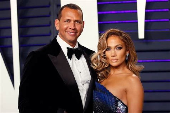 Jennifer Lopez & Alex Rodriguez Shopping in NYC