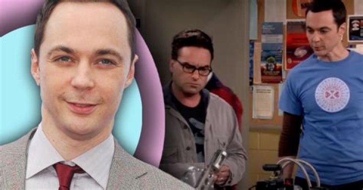 Johnny Galecki On The Set Of &lsquo;Rings&rsquo;
