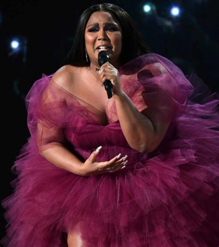 lizzo amas performance 2019