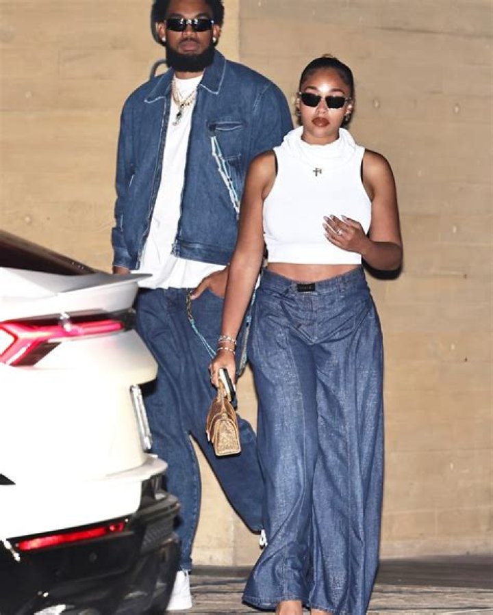 Malibu, CA - Jordyn Woods makes a stylish appearance alongside boyfriend Karl-Anthony Towns and her mother, stepping out confidently after dinner at Nobu just a day after capturing the internet's attention with a reunion with her ex-best friend Kylie Jenner. Pictured: Jordyn Woods, Karl Anthony Towns, Elizabeth Woods, Jodie Woods BACKGRID USA 17 JULY 2023 USA: +1 310 798 9111 / UK: +44 208 344 2007 / *UK Clients - Pictures Containing Children Please Pixelate Face Prior To Publication*