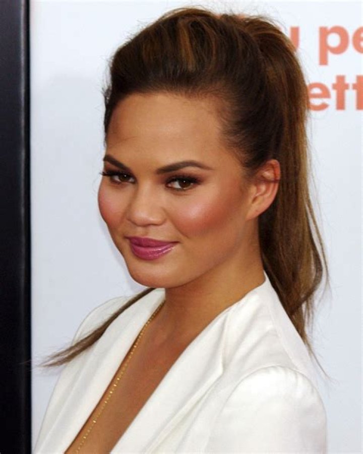 Model Chrissy Teigen was seen going shopping with her mom and baby Miles in Los Angeles, CA.Pictured: Miles Theodore Stephens,Chrissy TeigenRef: SPL5044654 261118 NON-EXCLUSIVEPicture by: Shotbyjuliann / SplashNews.comSplash News and PicturesLos Angeles: 310-821-2666New York: 212-619-2666London: 0207 644 7656Milan: 02 4399 Rights