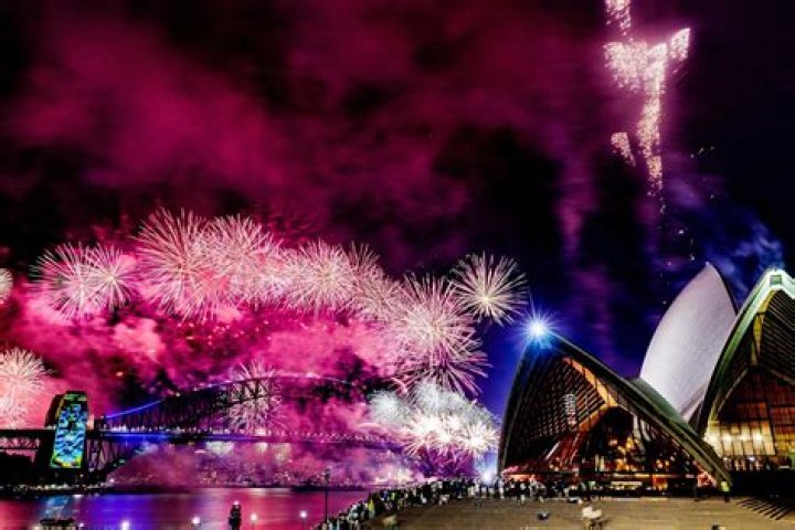 NYE 2018: Celebrations Around The World &mdash; Pics