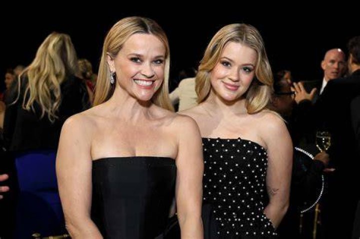 Reese Witherspoon & Ava Phillippe at &lsquo;A Wrinkle in Time&rsquo; Premiere