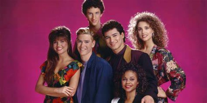 SAVED BY THE BELL -- Season: 1 -- Pictured: Elizabeth Berkley Lauren as Jessie -- (Photo by: Chris Haston/Peacock)