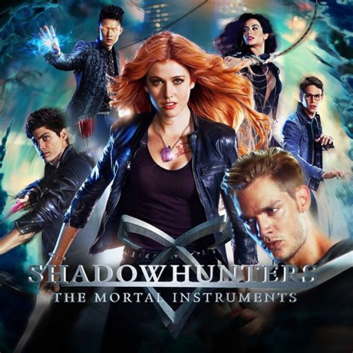 SHADOWHUNTERS - "Familia Ante Omnia" (Freeform/Ben Mark Holzberg) DOMINIC SHERWOOD