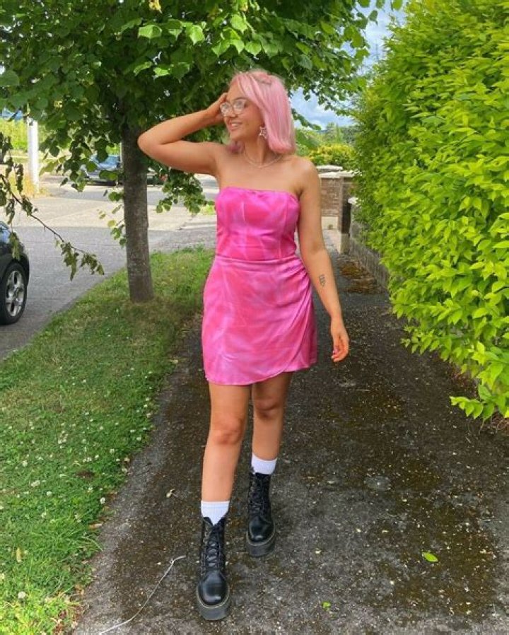 Tiny In Pink